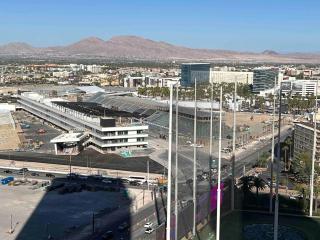 MGM 1 Bedroom Balcony And Or Studio Luxury Suites - 3