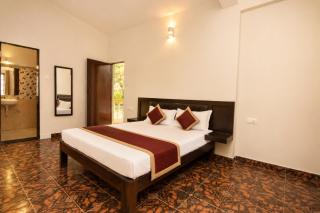 Goa Resort Candolim Beach ke Pass - 9