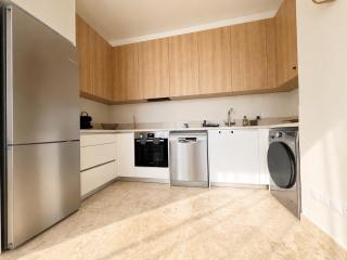 Avalon Gardens B203 - Designer Resort Apartment - 4
