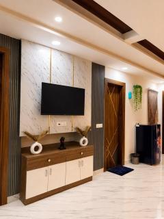 The Zenith Stay , Luxury 3BHK Apartment - 9