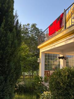 Lakeview Escape - 7