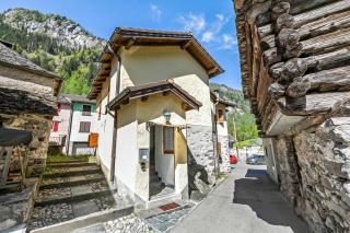 Casa Andy 2 Val Lavizzara with Views for Six - Happy Rentals - 1