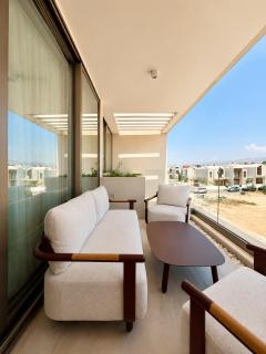 Avalon Gardens A202 - Designer Resort Apartment - 4