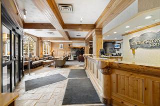 The Rundlestone Lodge - 3