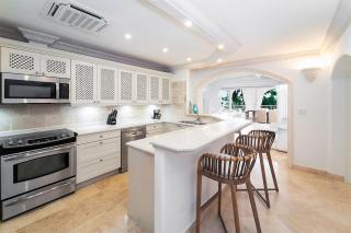 Chic Modern Condo - Saint Peters Bay 211 - 4