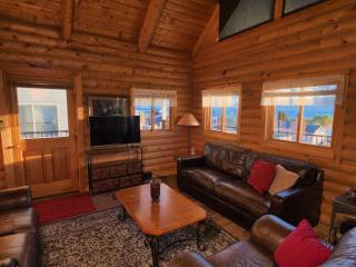 Eastshore Rustic Cabin - 8