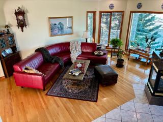 Rocky Mountain View Bed & Breakfast - 7