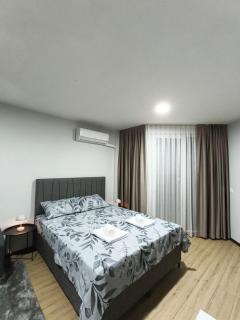 GIA Paradise Apartments 6 - 9
