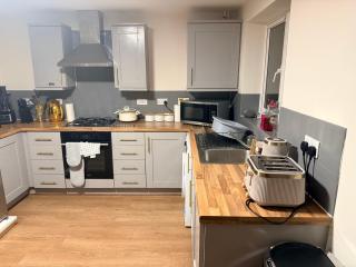 Room in Mansfield Woodhouse - 4