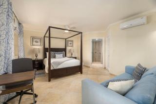 Luxury Oceanfront Condo with Pool - Sapphire 313 - 4