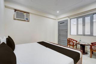 Hotel O Jagdamba Homestay Hotel & Guest House - 4