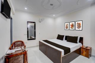 Hotel O Jagdamba Homestay Hotel & Guest House - 3