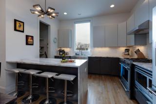 Beautiful 3 Bedroom! Near Broadway-12th S-Gulch - 3