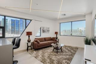 Rainbow Road Loft - 9
