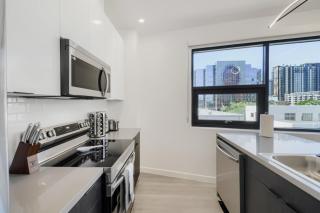 Rainbow Road Loft - 4
