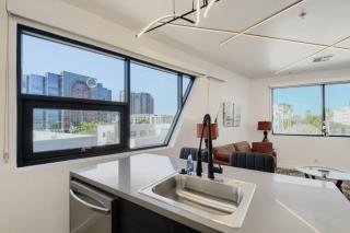 Rainbow Road Loft - 1