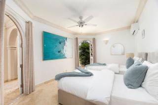 Beachfront Family Retreat - Saint Peters Bay 111 - 2