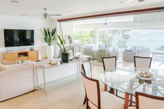 Oceanfront luxury - Portico 1 - 6