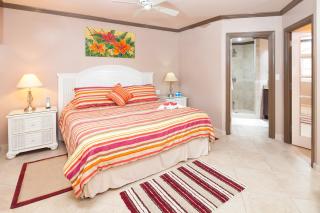 Modern Beachfront Condo with Pool - Sapphire 309 - 2