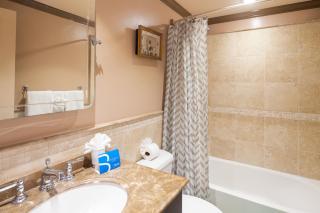 Modern Beachfront Condo with Pool - Sapphire 309 - 1