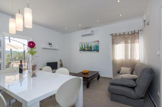 Seaside holiday house Vinisce, Trogir - 11482 - 0