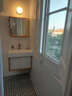 Barcelona Suburban Hot Spring Village CASA MINA Olive Room One Bed Exclusive Suite - 4
