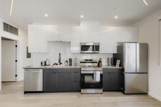 The Neon Circuit Loft - 4