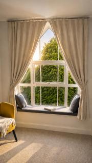 Waterford Viking Triangle Spacious 2-Bed City Centre Apartment - 2