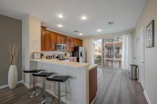 TH60 - 3BR house sleeps 8 near universal studios - 8