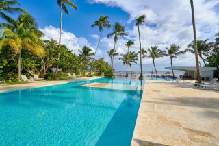 Aquarella Sunset Caribbean Beachfront Gataway - 9