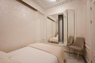 Luxury 4-Bdrm Residence with Private Terrace - 1
