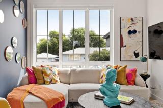 3bd Cozy Retreat, Steps from It All -Corner - 9