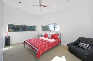 The Lookout - BYO Linen - 5