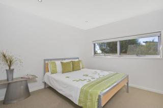 The Lookout - BYO Linen - 3