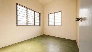 Batu Pahat Sri Jaya Villa 4BR 18pax w Pool table by Our Stay - 1