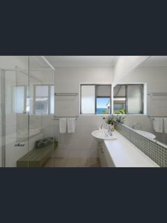 Sunseeker Holiday Apartments - 9