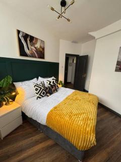The Recharge Loft, Executive Stay with Parking & EV - 9