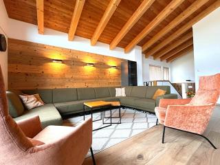 Ski-in ski-out chalet with beautiful view - 0