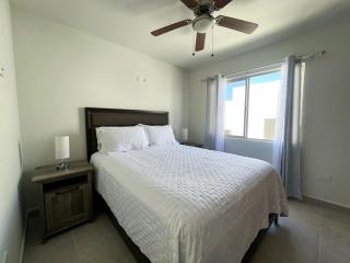 Modern house, Cozy terrace, 2 Bedrooms - 4