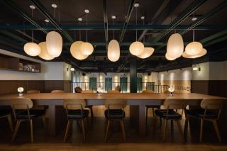 Haikou Desti Youth Hostel-24H Reception&English Service& Cafe& Bar& Luggage Storage& Large Public Area - 4