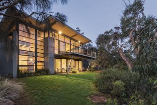 Skenes Beach House Stunning Ocean Views Amongst A Natural Bush Setting - 7