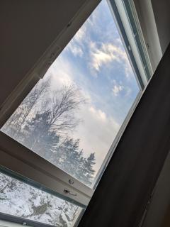 Bright apartment with lake view & private parking space - 9