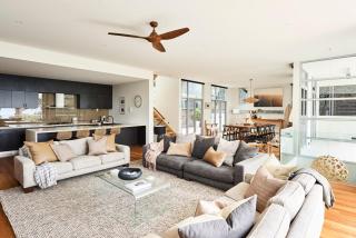 Seaview House Luxury Group & Retreat Accommodation - 4