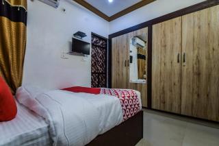 HOTEL CLEAR SKY NEAR CA CIRCLE sec -14 BY hotel amrapali - 6