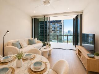The Riverglass Retreat Brisbane Skyline Escape - 9