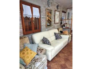 Farmhouse in Fano with Pool & Adriatic Views - 2