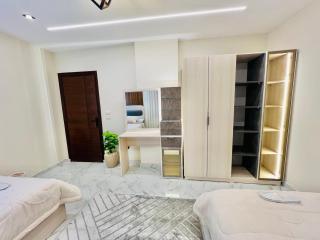 VIP 4BR Smart Apartment in Sheikh Zayed - شقة سمارت VIP فاخرة 4 غرف بالشيخ زايد - 2