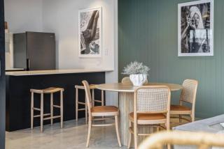 Seaside on Swan & Laneway Retreat - A Family Haven - 2