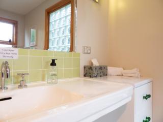 Breathtaking Views - 3 Bedroom House - 7
