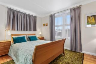 Coastal Haven Retreat - 4 Bedrooms - 4